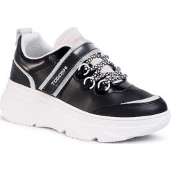 Sneakersy TOGOSHI - TG-22-04-000206 101. Czarne półbuty damskie Togoshi, na co dzień, bez wzorów, z zamszu, bez obcasa, bez zapięcia. W wyprzedaży za 339,00 zł.