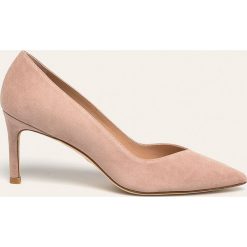 Stuart Weitzman - Szpilki skórzane Anny. Szpilki Stuart Weitzman, bez wzorów, ze skóry, bez obcasa, na obcasie, bez zapięcia. W wyprzedaży za 849,90 zł.