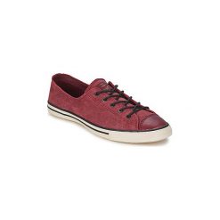 Buty Converse Chuck Taylor All Star FANCY LEATHER OX. Czerwone trampki i tenisówki damskie Converse, bez wzorów, bez zapięcia. Za 295,20 zł.