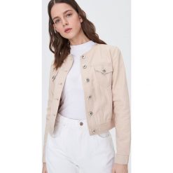 Kurtka jeansowa - Beżowy. Brązowe kurtki damskie Sinsay, s, bez wzorów, z jeansu, bez kaptura. Za 59,99 zł.