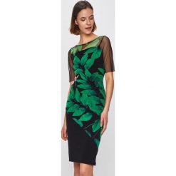 Desigual - Sukienka. Czarne sukienki damskie Desigual, na co dzień, s, bez wzorów, z elastanu, casualowe, z okrągłym kołnierzem, bez rękawów, mini, proste. Za 449,90 zł.