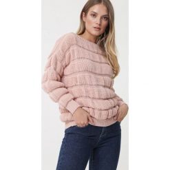 Różowy Sweter Nedlands. Różowe swetry damskie Born2be, s, bez wzorów, z dzianiny, z długim rękawem, długie, bez kaptura. Za 59,99 zł.