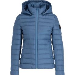 Kurtka puchowa Calvin Klein K20K201696. Niebieskie kurtki damskie Calvin Klein, xs, bez wzorów, z puchu, bez kaptura. W wyprzedaży za 459,00 zł.