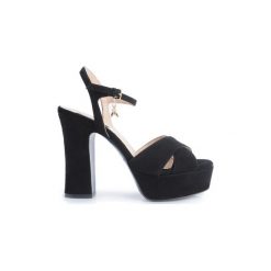 Sandały Patrizia Pepe 2V7856/A484-K103. Czarne sandały damskie Patrizia Pepe, bez wzorów, bez obcasa, bez zapięcia. Za 349,00 zł.