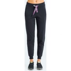 SPODNIE DRESOWE ARMANI EXCHANGE. Czarne spodnie damskie xs, z bawełny. Za 449,00 zł.