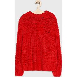 Lmtd - Sweter dziecięcy 134-166 cm. Czerwone swetry dziewczęce LMTD, z dzianiny, z okrągłym kołnierzem, krótkie. W wyprzedaży za 89,90 zł.