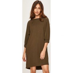 Answear - Sukienka. Sukienki damskie ANSWEAR, s, bez wzorów, z lyocellu, z okrągłym kołnierzem, bez rękawów, mini, oversize. W wyprzedaży za 79,90 zł.
