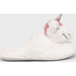 Tally Weijl - Kapcie. Białe kapcie damskie marki TALLY WEIJL, z materiału. Za 89,90 zł.