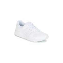 Buty Asics LYTE-TRAINER. Białe trampki i tenisówki damskie Asics, bez wzorów, bez zapięcia. Za 258,30 zł.