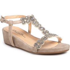 Sandały ALMA EN PENA - V20804 Suede Taupe. Szare klapki damskie Alma en Pena, bez wzorów, ze skóry ekologicznej, bez obcasa, na obcasie. Za 399,00 zł.
