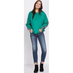 Zielona Bluza In Words. Zielone bluzy damskie Born2be, l. Za 69,99 zł.