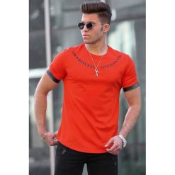Bluzka męska DAVIE RED. Czerwone t-shirty męskie IVET, m, bez wzorów, z bawełny, bez kołnierzyka. W wyprzedaży za 49,00 zł.