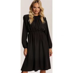 Czarna Sukienka Higale. Czarne sukienki damskie Renee, s, bez wzorów, bez kołnierzyka, bez rękawów, midi. Za 109,99 zł.