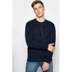 Bluza Trussardi Jeans 52F00112. Niebieskie bluzy męskie Trussardi Jeans, xl, bez wzorów, z bawełny, bez kołnierzyka, bez rękawów, bez kaptura. W wyprzedaży za 269,00 zł.