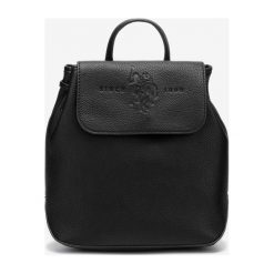 U.S. Polo Assn Crestwood Plecak Czarny. Czarne plecaki damskie U.S. Polo Assn., w paski, z materiału. Za 378,95 zł.