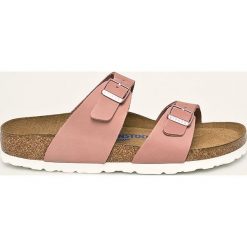 Birkenstock - Klapki skórzane Sydney. Różowe klapki damskie Birkenstock, bez wzorów, ze skóry, bez obcasa, na obcasie. Za 369,90 zł.