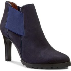 Botki NESSI - 722/N Granat 19. Niebieskie buty zimowe damskie Nessi, z gumy, na obcasie. W wyprzedaży za 219,00 zł.