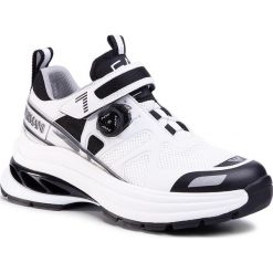 Sneakersy EA7 EMPORIO ARMANI - X8X065 XK146 D61 White/Black. Białe sneakersy męskie EA7 Emporio Armani, na co dzień, bez wzorów, ze skóry ekologicznej, bez zapięcia. W wyprzedaży za 929,00 zł.