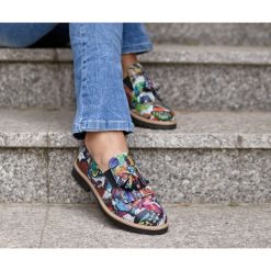 Półbuty - skóra naturalna - model 247 - kolor motyl. Półbuty damskie Zapato, bez wzorów, ze skóry, bez obcasa, bez zapięcia. W wyprzedaży za 224,25 zł.