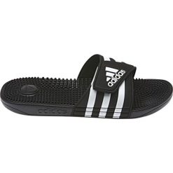 KLAPKI ADISSAGE. Czarne kapcie męskie Adidas, z gumy. Za 99,99 zł.