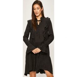 Answear - Sukienka. Szare sukienki damskie ANSWEAR, na co dzień, s, bez wzorów, z bawełny, casualowe, bez kołnierzyka, z długim rękawem, długie, mini, proste. W wyprzedaży za 99,90 zł.