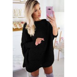 Sweter IMELDA BLACK. Czarne bluzy damskie Sweter IMELDA BLACK, uniwersalny, bez wzorów, bez rękawów, bez kaptura. W wyprzedaży za 69,00 zł.