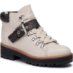 Trapery Guess Irvin FL8IRV FAL10. Brązowe buty trekkingowe damskie Guess, bez obcasa, bez zapięcia. W wyprzedaży za 489,00 zł.