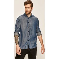 Guess Jeans - Koszula. Niebieskie koszule męskie Guess Jeans, s, z aplikacjami, z lyocellu, casualowe, z włoskim kołnierzykiem, z długim rękawem. W wyprzedaży za 269,90 zł.
