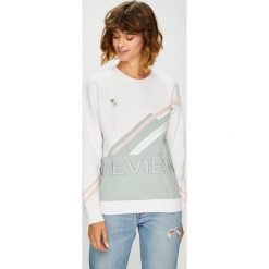 Review - Bluza. Białe bluzy damskie Review, s, z nadrukiem, z bawełny, bez rękawów, bez kaptura. W wyprzedaży za 119,90 zł.