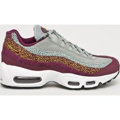 Nike Sportswear - Buty Air Max 95 Prm. Zielone buty sportowe damskie Nike Sportswear, bez wzorów, ze skóry, sportowe. W wyprzedaży za 599,90 zł.