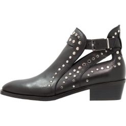 Botki damskie: Toral Ankle boot carlota