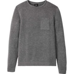 Sweter z kieszonką bonprix szary melanż. Szare swetry męskie bonprix, s, bez wzorów, z okrągłym kołnierzem, bez kaptura. Za 74,99 zł.