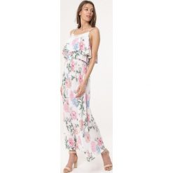 Biała Sukienka Delineate. Białe sukienki damskie Born2be, xl, w kwiaty, bez kołnierzyka, bez rękawów, maxi. Za 59,99 zł.