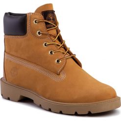 Trapery TIMBERLAND - Classic 6 In W Terproof Boot TB0109607131 Wheat Nubuck. Pomarańczowe trapery damskie Timberland, ze skóry, bez obcasa, bez zapięcia. Za 529,00 zł.