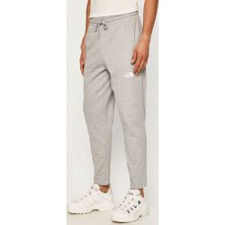 The North Face - Spodnie. Szare spodnie męskie The North Face, s, bez wzorów, z bawełny. Za 299,90 zł.