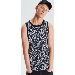 Tank top w kotwice - Czarny. Czarne t-shirty męskie Cropp, s, bez wzorów, bez kołnierzyka. Za 39,99 zł.