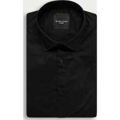 Marciano Guess - Koszula. Czarne koszule męskie MARCIANO GUESS, z aplikacjami, z elastanu, eleganckie, z włoskim kołnierzykiem, z długim rękawem. Za 429,90 zł.
