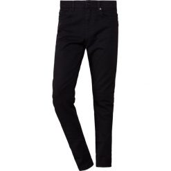 McQ Alexander McQueen MISMATCHED STRUMMER Jeansy Slim Fit darkest black. Czarne jeansy męskie marki McQ Alexander McQueen, m, bez wzorów. Za 879,00 zł.