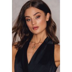 Naszyjniki damskie: NA-KD Accessories Naszyjnik z zawieszką – Gold