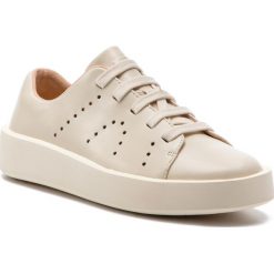 Sneakersy CAMPER - Courb K200828-001 Beige. Brązowe półbuty damskie Camper, na co dzień, bez wzorów, ze skóry, bez obcasa, na płaskiej podeszwie, bez zapięcia. Za 489,00 zł.