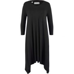 Sukienka shirtowa z dłuższymi bokami, rękawy 3/4, z kolekcji Maite Kelly bonprix czarny. Czarne sukienki z falbanami bonprix. Za 89,99 zł.