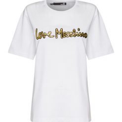 T-shirt LOVE MOSCHINO. Białe t-shirty damskie Love Moschino, bez wzorów, z dzianiny, z okrągłym kołnierzem. Za 550,00 zł.