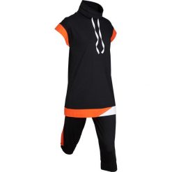 Długi shirt + spodnie rybaczki (2 części), krótki rękaw bonprix czarno-koralowo-biały. Czarne spodnie damskie bonprix, bez wzorów. Za 89,99 zł.