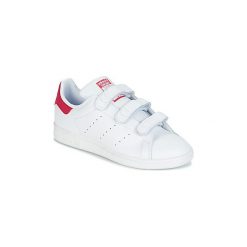 Buty Dziecko adidas STAN SMITH. Białe trampki dziewczęce Adidas, bez wzorów, bez zapięcia. Za 247,20 zł.