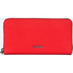 Portfele damskie: Calvin Klein Jeans – Portfel