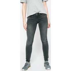 Only - Jeansy Coral. Szare jeansy damskie ONLY, z obniżonym stanem. W wyprzedaży za 139,90 zł.