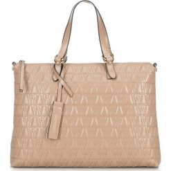 Torebka damska. Czarne torby na laptopa Wittchen, w paski, ze skóry, eleganckie. W wyprzedaży za 359,90 zł.