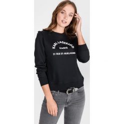Karl Lagerfeld Address Bluza Czarny. Czarne bluzy damskie KARL LAGERFELD, m, z nadrukiem, z bawełny, bez rękawów, bez kaptura. Za 726,95 zł.
