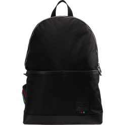 PS by Paul Smith MEN BAG BACKPACK WEBB Plecak black. Czarne plecaki męskie marki PS by Paul Smith, bez wzorów. Za 1049,00 zł.