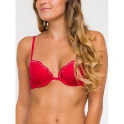 Biustonosz push-up Guess O94C33 PZ01F. Czerwone biustonosze Guess, z aplikacjami, z elastanu. W wyprzedaży za 109,00 zł.